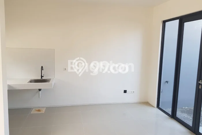 Rumah Kontrakan Surabaya LT 84m2 LB 75m2 Area Gununganyar Rumah Kontrakan Surabaya LT 84m2 LB 75m2 Area Gununganyar