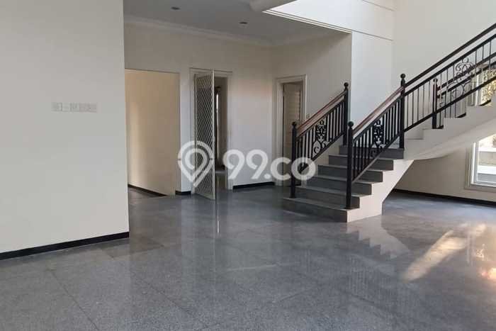 Dijual Rumah Mewah Elegan Dengan View Eksklusif di Keputih, Surabaya Dijual Rumah Mewah Elegan Dengan View Eksklusif di Keputih, Surabaya