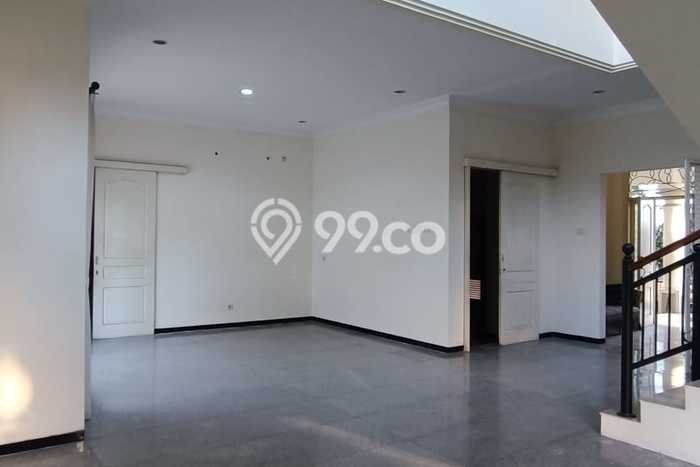 Dijual Rumah Mewah Elegan Dengan View Eksklusif di Keputih, Surabaya Dijual Rumah Mewah Elegan Dengan View Eksklusif di Keputih, Surabaya