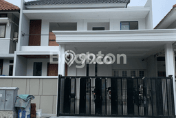 Rumah Mewah Dijual LT 210m2 di Dukuh Pakis, Surabaya Rumah Mewah Dijual LT 210m2 di Dukuh Pakis, Surabaya