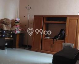 HUNIAN PILIHAN! Rumah di Manyar, Luas 187m² Bangunan 200m² HUNIAN PILIHAN! Rumah di Manyar, Luas 187m² Bangunan 200m²