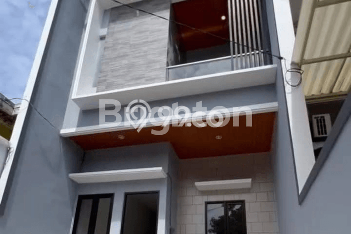 Rumah Strategis Minimalis Lb 155m2 di Rungkut, Surabaya Rumah Strategis Minimalis Lb 155m2 di Rungkut, Surabaya