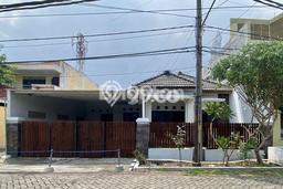 Rumah area Sukolilo, Surabaya, Luas 176m² Bangunan 120m² Rumah area Sukolilo, Surabaya, Luas 176m² Bangunan 120m²