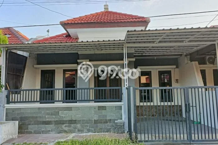 Rumah Disewakan Sidoarjo LT 120m2 LB 120m2 Area Pondok Tjandra Rumah Disewakan Sidoarjo LT 120m2 LB 120m2 Area Pondok Tjandra