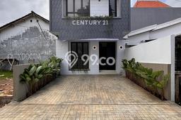 For Sale Rumah 3 Kamar Lokasi Strategis Nyaman dan Strategis di Serpong Utara For Sale Rumah 3 Kamar Lokasi Strategis Nyaman dan Strategis di Serpong Utara