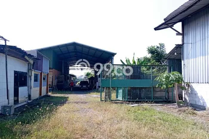 Gudang disewakan lokasi strategis Gresik Gresik 630m2 Gudang disewakan lokasi strategis Gresik Gresik 630m2