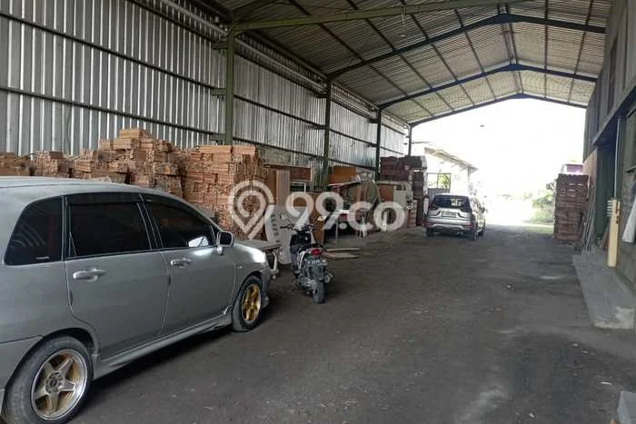 Gudang disewakan lokasi strategis Gresik Gresik 630m2 Gudang disewakan lokasi strategis Gresik Gresik 630m2