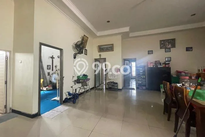 Dijual! Ruko di Manukan Surabaya LT 231m2 / LB 330m2 Kawasan Bisnis Dijual! Ruko di Manukan Surabaya LT 231m2 / LB 330m2 Kawasan Bisnis