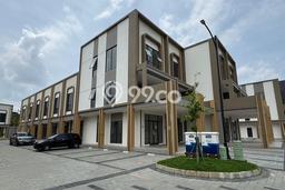 Disewakan Ruko di Kawasan Ramai Gading Serpong Luas 0m2 Disewakan Ruko di Kawasan Ramai Gading Serpong Luas 0m2