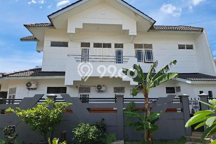 Dijual Rumah Kost di BSD, Tangerang, 12 KT, 5 KM, Bangunan 214m2 Dijual Rumah Kost di BSD, Tangerang, 12 KT, 5 KM, Bangunan 214m2
