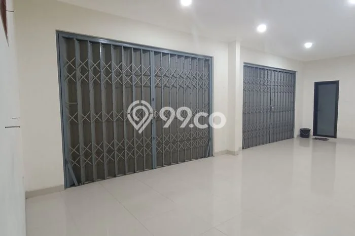 TOKO PINGGIR JALAN RAMAI HARGA MURAH SIAP PAKAI TOKO PINGGIR JALAN RAMAI HARGA MURAH SIAP PAKAI
