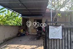Disewakan! Rumah 2 Kamar Tidur &
1 Kamar Mandi di Ketewel, Gianyar Disewakan! Rumah 2 Kamar Tidur &
1 Kamar Mandi di Ketewel, Gianyar
