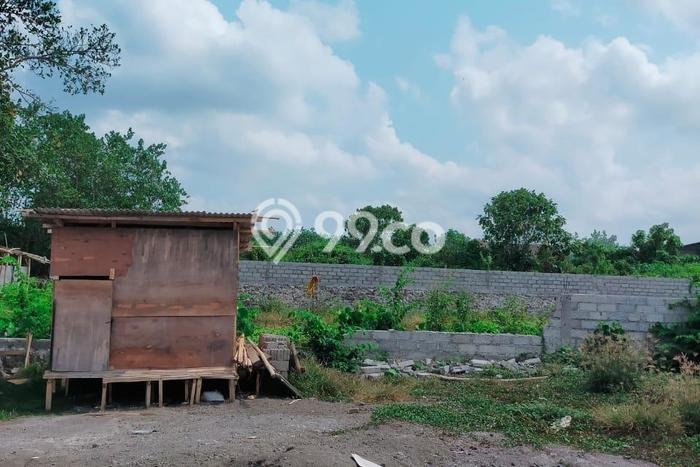 Tanah Komersial Kawasan , Luas 457m2m², For Rent, Dekat ke Badung, Badung Tanah Komersial Kawasan , Luas 457m2m², For Rent, Dekat ke Badung, Badung