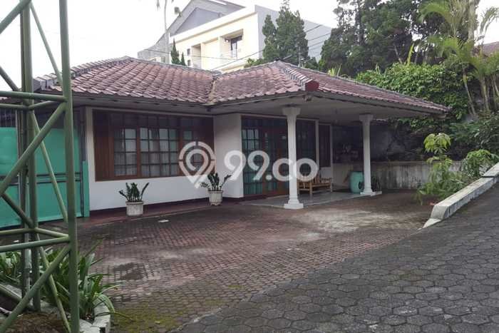 Rumah Luxury Modern Siap Huni di Cipaku Bandung Rumah Luxury Modern Siap Huni di Cipaku Bandung