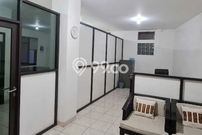 Disewakan! Rumah 3 Kamar Tidur &
5 Kamar Mandi di Setra Sari, Bandung Disewakan! Rumah 3 Kamar Tidur &
5 Kamar Mandi di Setra Sari, Bandung