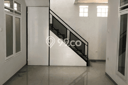 Rumah Modern 6 KT di Taman Holis Indah Bandung Unfurnished Rumah Modern 6 KT di Taman Holis Indah Bandung Unfurnished