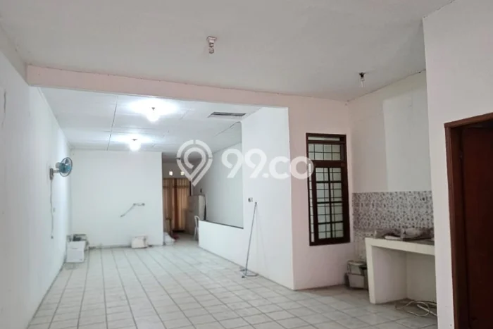 PRIME LOCATION! Ruko Kawasan , Luas 180m2m², Kawasan Ramai, Siap Untuk Digunakan PRIME LOCATION! Ruko Kawasan , Luas 180m2m², Kawasan Ramai, Siap Untuk Digunakan