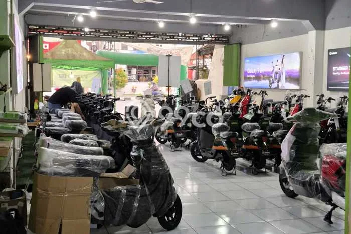 Komersial paling strategis disewakan di Sidoarjo Sidoarjo Komersial paling strategis disewakan di Sidoarjo Sidoarjo
