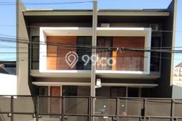 Jual Rumah Modern 5 KT di Sutorejo, Surabaya Jual Rumah Modern 5 KT di Sutorejo, Surabaya
