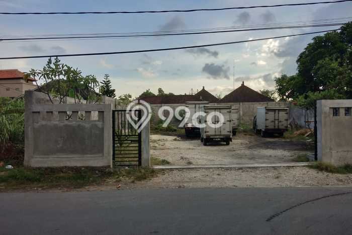 Dijual! Pabrik di Jimbaran Badung LT 2400m2 / LB 3000m2 Kawasan Bisnis Dijual! Pabrik di Jimbaran Badung LT 2400m2 / LB 3000m2 Kawasan Bisnis