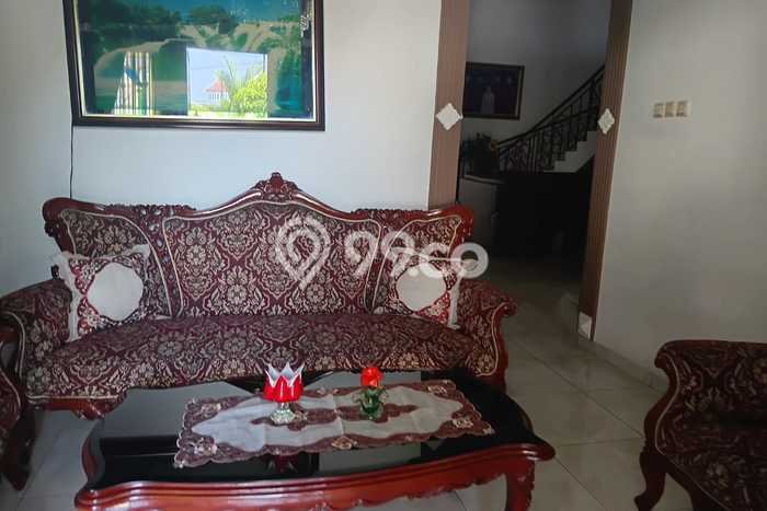 Jual Rumah Luas Elegan Dengan View Cantik di Mulyosari, Surabaya Jual Rumah Luas Elegan Dengan View Cantik di Mulyosari, Surabaya
