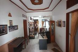 Disewakan Segera Rumah Kondisi Baik di Kawasan Antapani, Bandung Disewakan Segera Rumah Kondisi Baik di Kawasan Antapani, Bandung