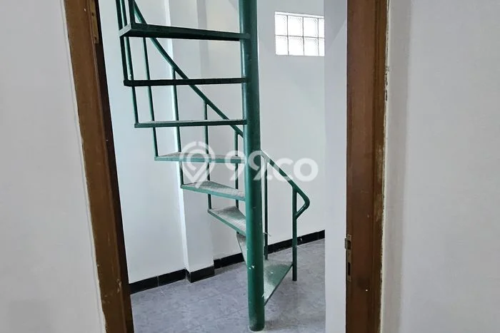 Jarang Ada! Rumah Sewa 4 Kamar Bagus Siap Huni BKR Jarang Ada! Rumah Sewa 4 Kamar Bagus Siap Huni BKR