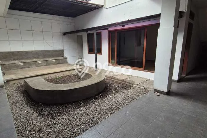 Rumah Disewakan Bandung LT 336m2 LB 220m2 Kawasan Turangga Rumah Disewakan Bandung LT 336m2 LB 220m2 Kawasan Turangga