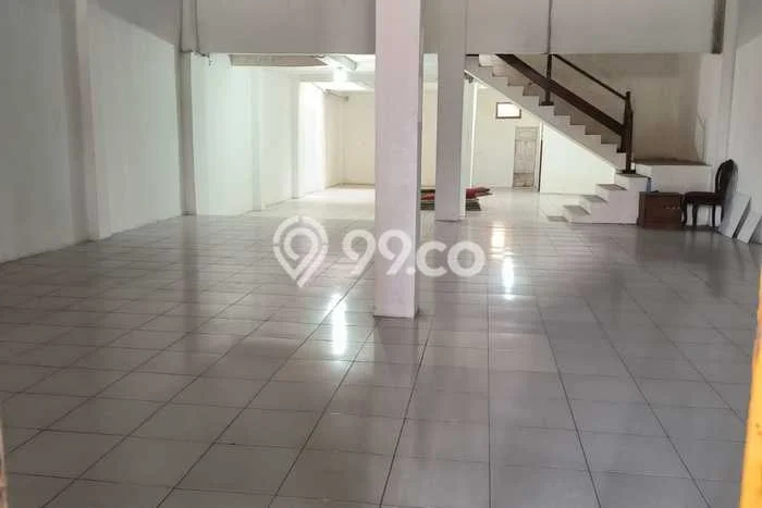 Ruko Disewa di Bandung dengan LB 400m2 Area Komersial Ramai Ruko Disewa di Bandung dengan LB 400m2 Area Komersial Ramai