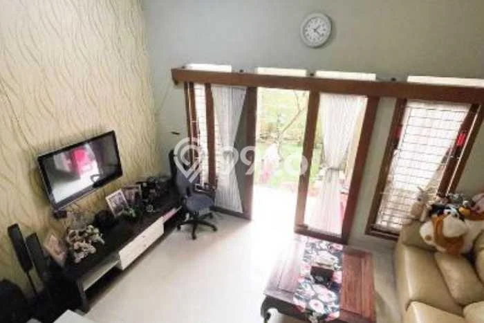 Rumah Modern Minimalis 5 Kamar Bisa Langsung Pindah di Kiaracondong Rumah Modern Minimalis 5 Kamar Bisa Langsung Pindah di Kiaracondong