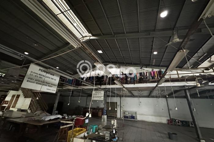Pabrik Strategis di Cikupa, Luas 1240m², Area Bisnis, Tingkat Keramaian Tinggi Pabrik Strategis di Cikupa, Luas 1240m², Area Bisnis, Tingkat Keramaian Tinggi