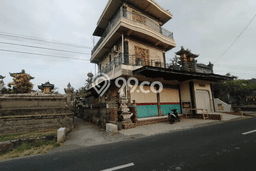 For Sale Rumah 4 Kamar Lokasi Ideal Bagus dan Strategis di Kediri For Sale Rumah 4 Kamar Lokasi Ideal Bagus dan Strategis di Kediri