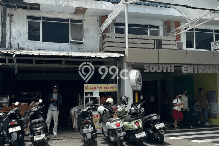 Ruko Disewa di Denpasar dengan LB 240m2 Area Komersial Ramai Ruko Disewa di Denpasar dengan LB 240m2 Area Komersial Ramai
