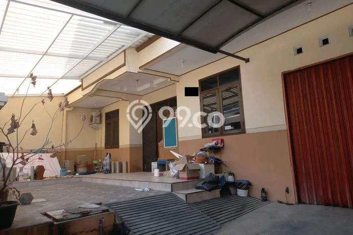 Disewakan! Rumah 6 Kamar Tidur &
4 Kamar Mandi di Tanah Mas, Semarang Disewakan! Rumah 6 Kamar Tidur &
4 Kamar Mandi di Tanah Mas, Semarang