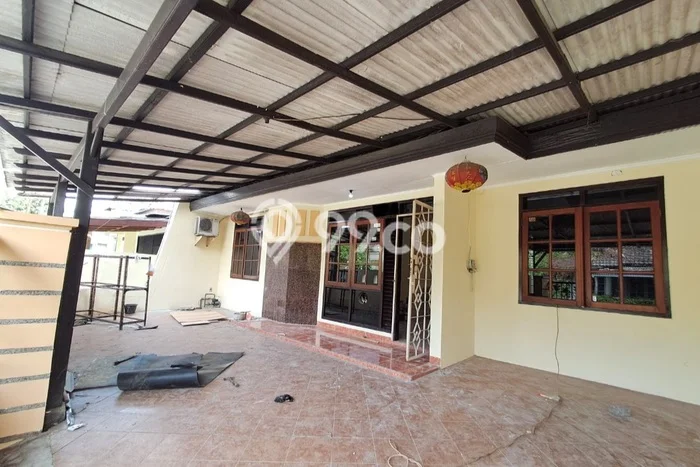 Rumah Asri di Puri Anjasmoro, 3 KT, Lingkungan Tenang, Luas 150m² Bangunan 125m² Rumah Asri di Puri Anjasmoro, 3 KT, Lingkungan Tenang, Luas 150m² Bangunan 125m²