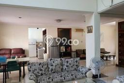 Dijual Rumah Mewah Elegan Dengan View Cantik di Pakuwon Indah, Surabaya Dijual Rumah Mewah Elegan Dengan View Cantik di Pakuwon Indah, Surabaya