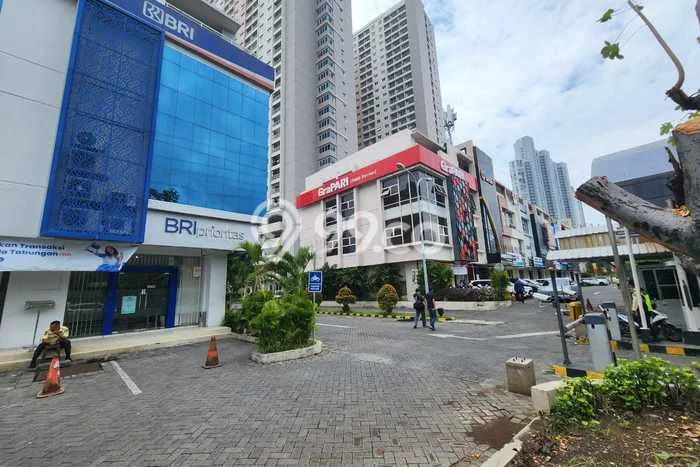 Ruko Disewakan Cepat di Dukuh Pakis Surabaya LB 700m2 Ruko Disewakan Cepat di Dukuh Pakis Surabaya LB 700m2