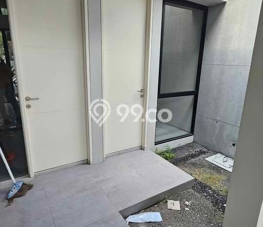 Rumah area , Lingkungan Strategis, 2 KT Rumah area , Lingkungan Strategis, 2 KT