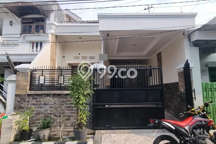 SPECIAL RATE! Rumah di Dukuh Pakis, 2 KM, Area Asri, Luas 90m2m² LB 120m2m² SPECIAL RATE! Rumah di Dukuh Pakis, 2 KM, Area Asri, Luas 90m2m² LB 120m2m²
