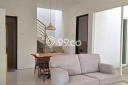 Rumah Bagus di Menganti, Gresik, Luas Tanah 99m2m², LB 142m2m² Rumah Bagus di Menganti, Gresik, Luas Tanah 99m2m², LB 142m2m²