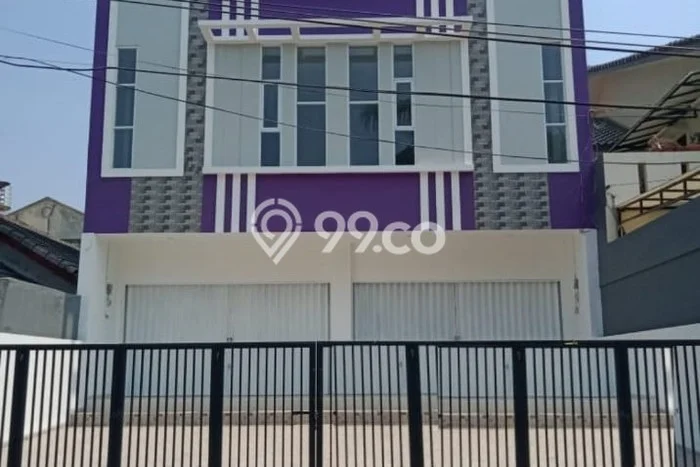 Ruko di Cilincing, Luas 90m², Area Komersial, Siap Operasi Ruko di Cilincing, Luas 90m², Area Komersial, Siap Operasi
