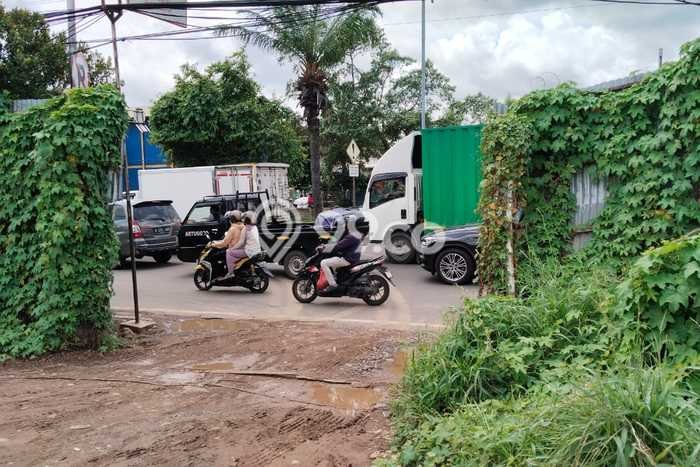 Untuk Dijual Tanah di Jakarta Barat, Luas 4172m2 - Untuk Dijual Tanah di Jakarta Barat, Luas 4172m2 -