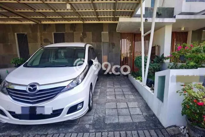 Dijual Rumah Premium dengan Fasilitas Sekitar Komplit di Wiyung, Surabaya Dijual Rumah Premium dengan Fasilitas Sekitar Komplit di Wiyung, Surabaya