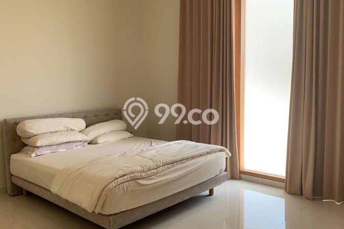 Rumah Disewakan Surabaya LT 250m2 LB 400m2 Kawasan Pakuwon Indah Rumah Disewakan Surabaya LT 250m2 LB 400m2 Kawasan Pakuwon Indah