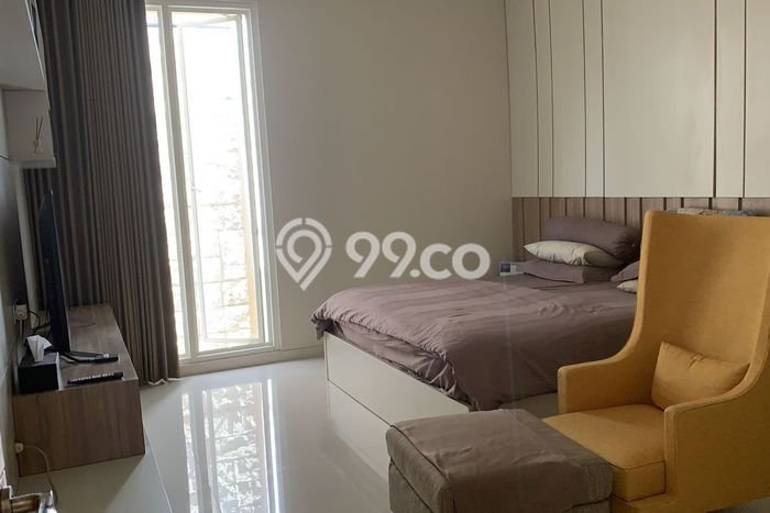 Rumah Disewakan Surabaya LT 250m2 LB 400m2 Kawasan Pakuwon Indah Rumah Disewakan Surabaya LT 250m2 LB 400m2 Kawasan Pakuwon Indah