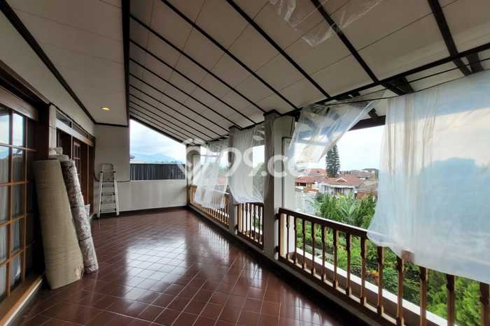 Jual Segera Rumah 4 KT 4 KM di Cipaku, Bandung Jual Segera Rumah 4 KT 4 KM di Cipaku, Bandung
