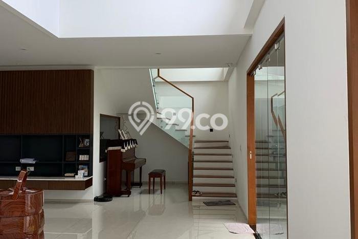 Hunian Elit LB 380m2 Siap Pakai Desain Elegan di Sukahaji, Bandung Hunian Elit LB 380m2 Siap Pakai Desain Elegan di Sukahaji, Bandung