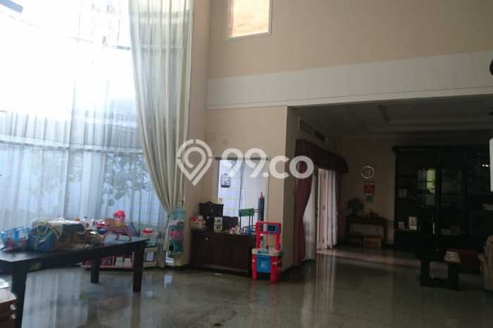Rumah Elit Modern Tanpa Renovasi di Cipaganti Bandung Rumah Elit Modern Tanpa Renovasi di Cipaganti Bandung