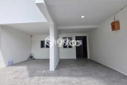 HARGA SPESIAL! Rumah Modern area Tanjung Duren, Jakarta Barat, LT 78m² Bangunan 165m² BISA KPR! HARGA SPESIAL! Rumah Modern area Tanjung Duren, Jakarta Barat, LT 78m² Bangunan 165m² BISA KPR!