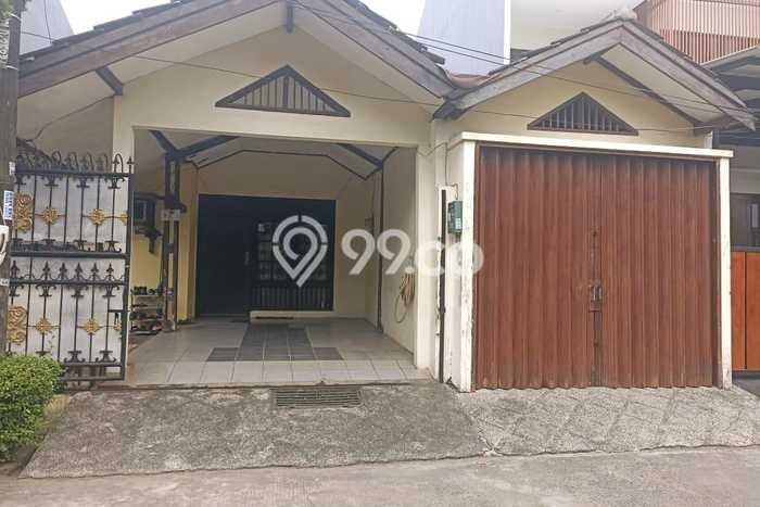 Rumah Strategis Minimalis Lb 207m2 di Karang Tengah, Tangerang Rumah Strategis Minimalis Lb 207m2 di Karang Tengah, Tangerang